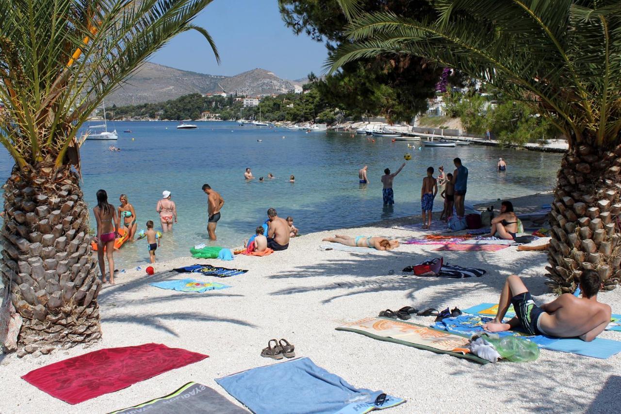 Apartments By The Sea Trogir - 15011 Exterior foto