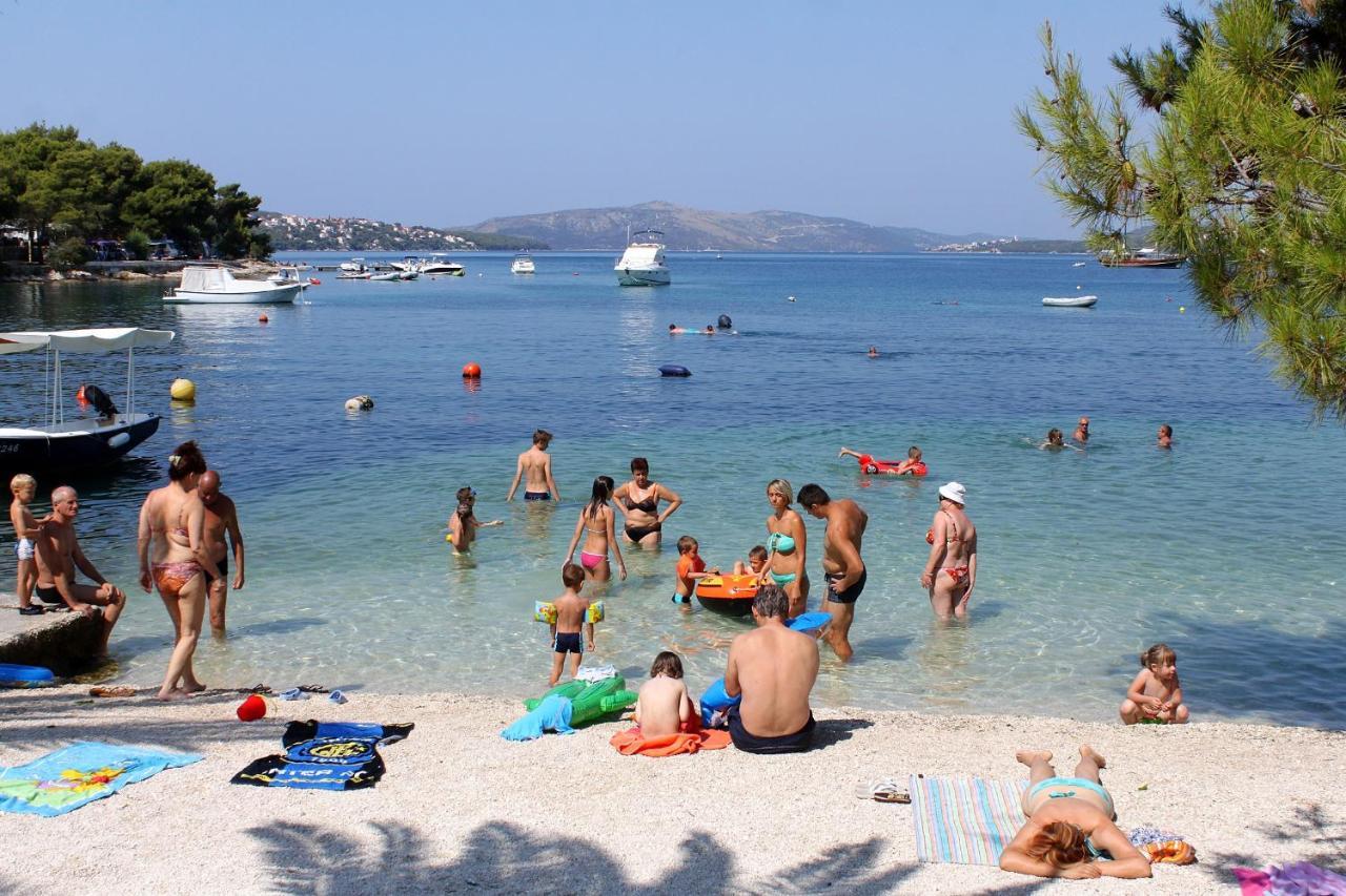 Apartments By The Sea Trogir - 15011 Exterior foto